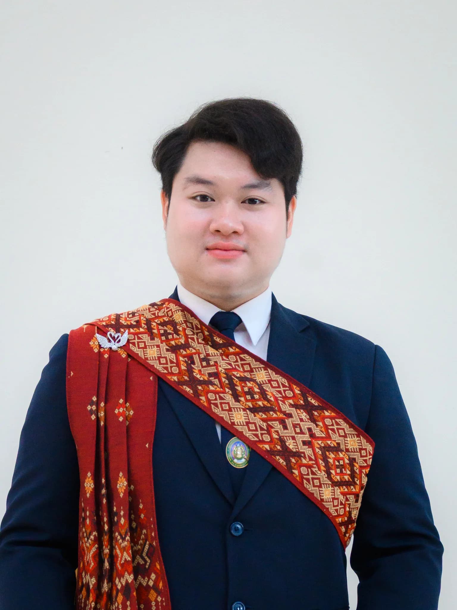 ภูธเรศ มณีจันทร์สุข