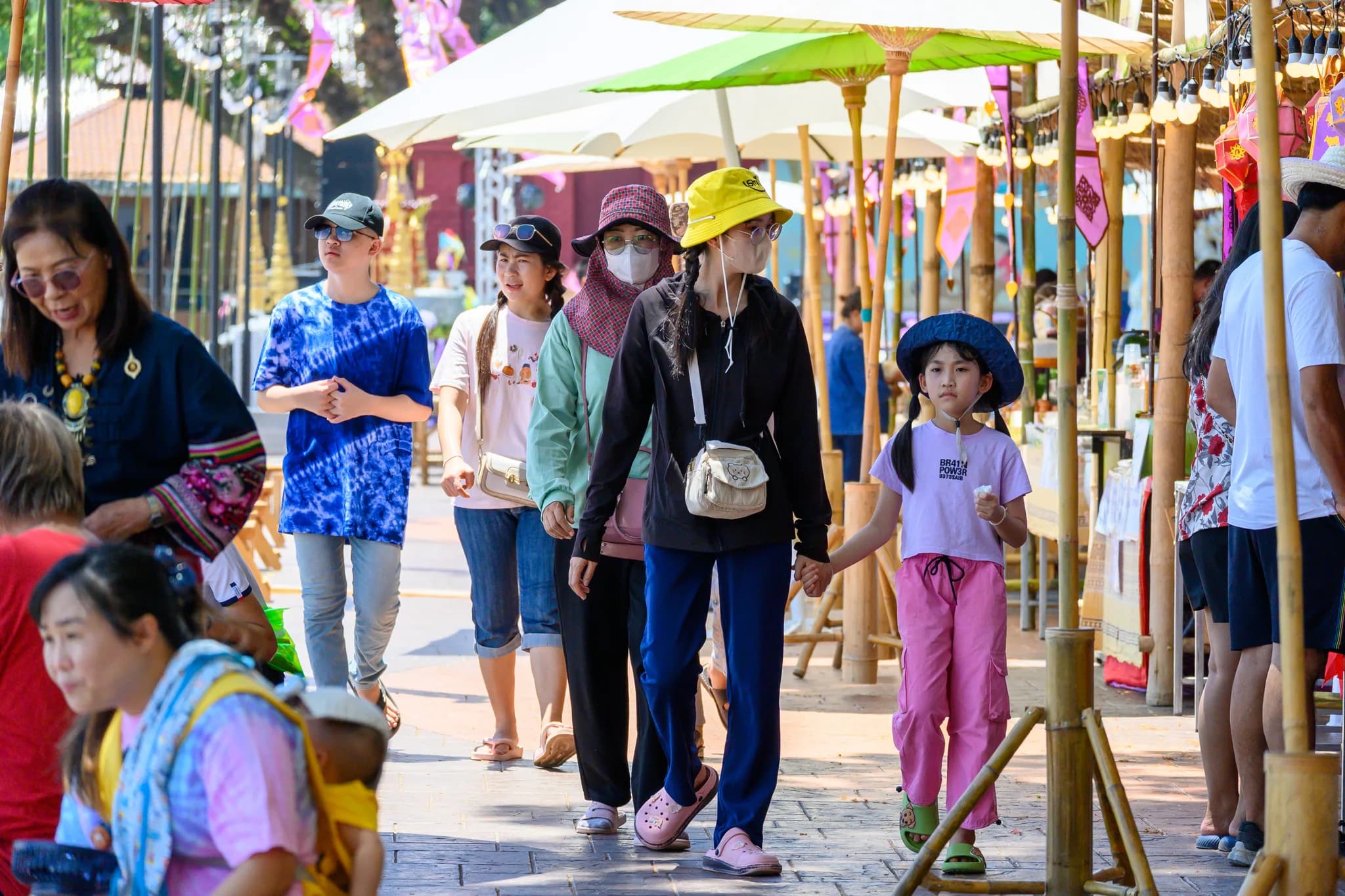 ยล เยือน เมืองเชียงแสน : สงกรานต์บ้านฉัน  สีสันวิถีถิ่นวิถีไทย สุขไกลทั่วโลก